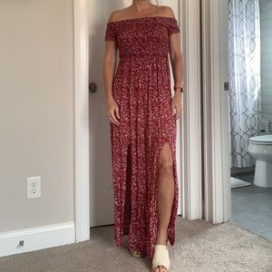 Women’s red & white dress